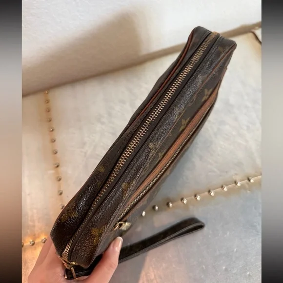 LOUIS VUITTON | PRICE FIRM💲💥
Marly Dragonne GM
Monogram Clutch /Handbag - Picture 6 of 14